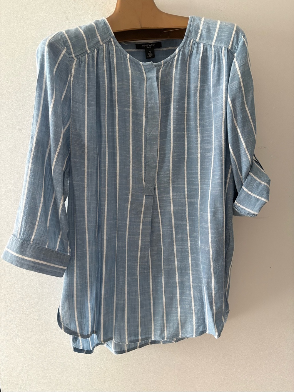 Nine West Blue and White Embroidered Stripe Convertible Sleeve LucyTunic Top XL